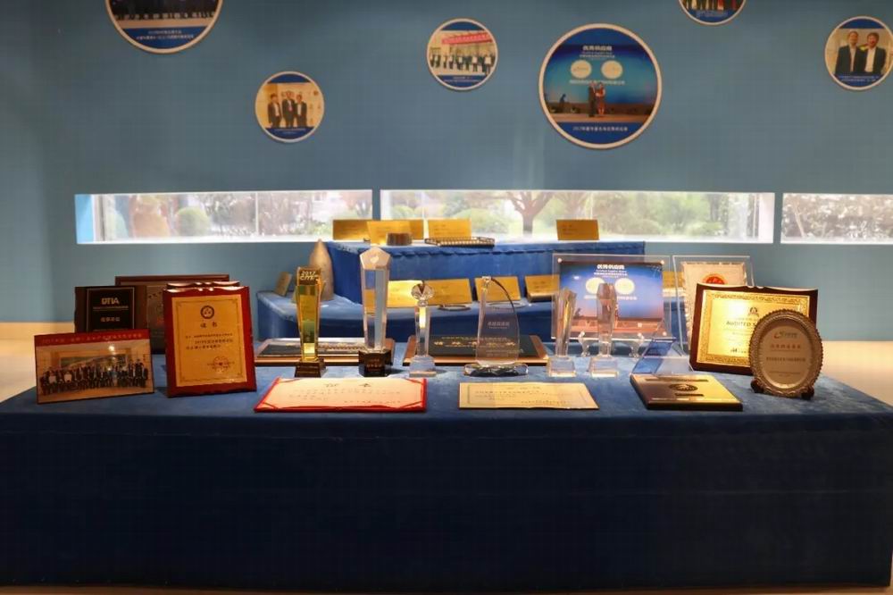 鍛長板補(bǔ)短板，跑出產(chǎn)業(yè)發(fā)展“加速度”——集團(tuán)四豐電子獲河南衛(wèi)視點贊