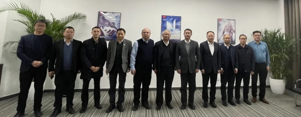 隆華靶材助力光伏產(chǎn)業(yè)發(fā)展——隆華科技攜通用投資、華錫集團(tuán)共同拜訪隆基股份