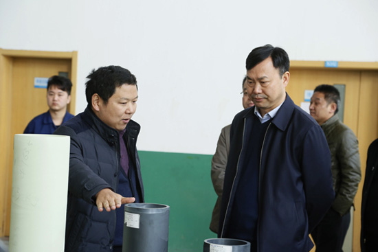 孟津縣委書記黃玉國蒞臨調(diào)研隆華新材料項目建設運營情況